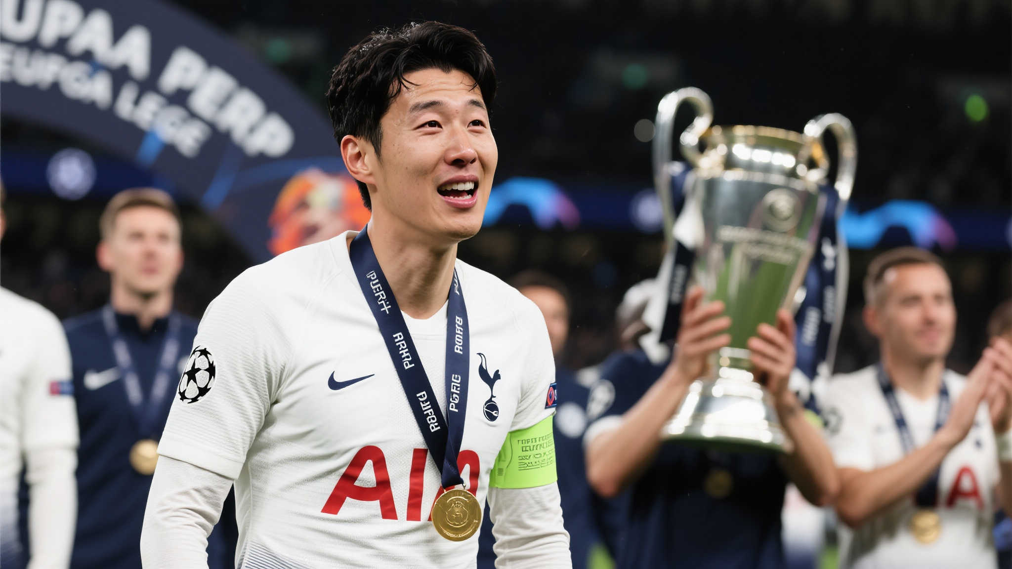 孙兴慜:热刺十年征程接近完美,渴望欧联杯冠军圆梦